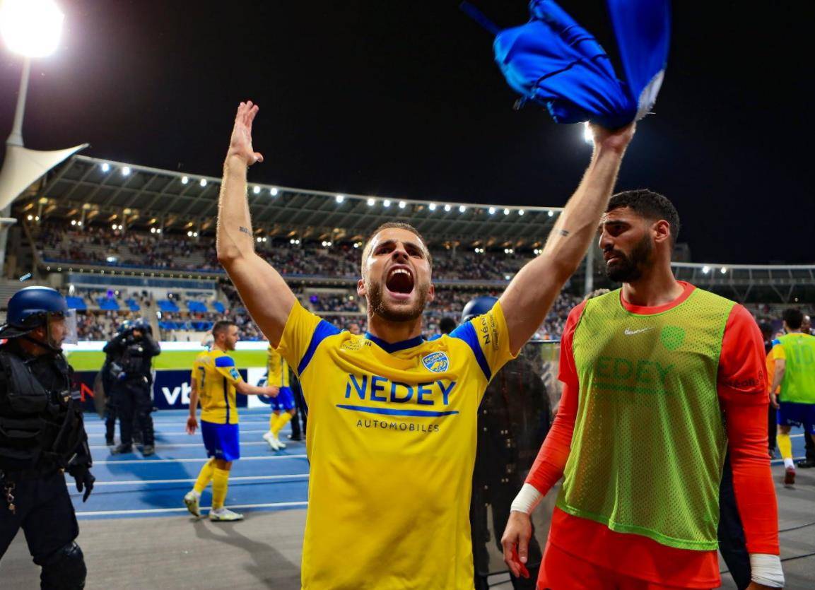 菲尼克斯太阳迎法甲关键赛,赛前内部沟通,引发热议,资深球员宣示担当的简单介绍 菲尼克斯太阳迎法甲关键赛,赛前内部沟通,引发热议,资深球员宣示担当的简单介绍